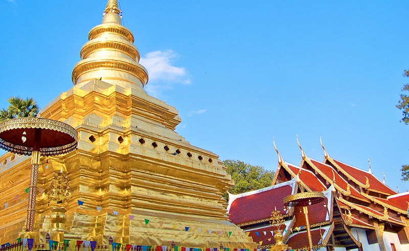 Doi Chom Thong - nơi tọa lạc của ngôi đền Wat Phra That linh thiêng