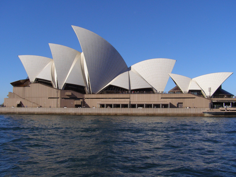 Nhà hát Opera Sydney là nơi đặc biệt, bởi nó mất tới 15 năm để hoàn thành 
