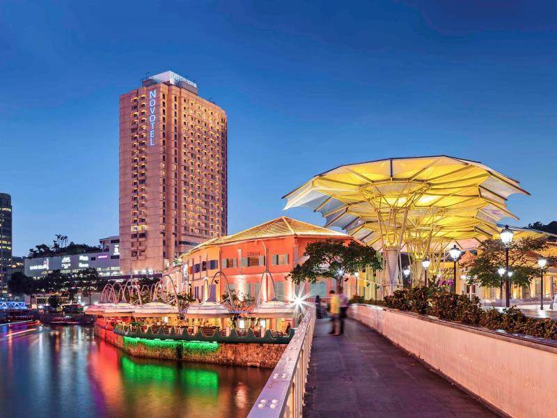 Clarke Quay là một trong những khu vực hoạt náo và sầm uất nhất Singapore 