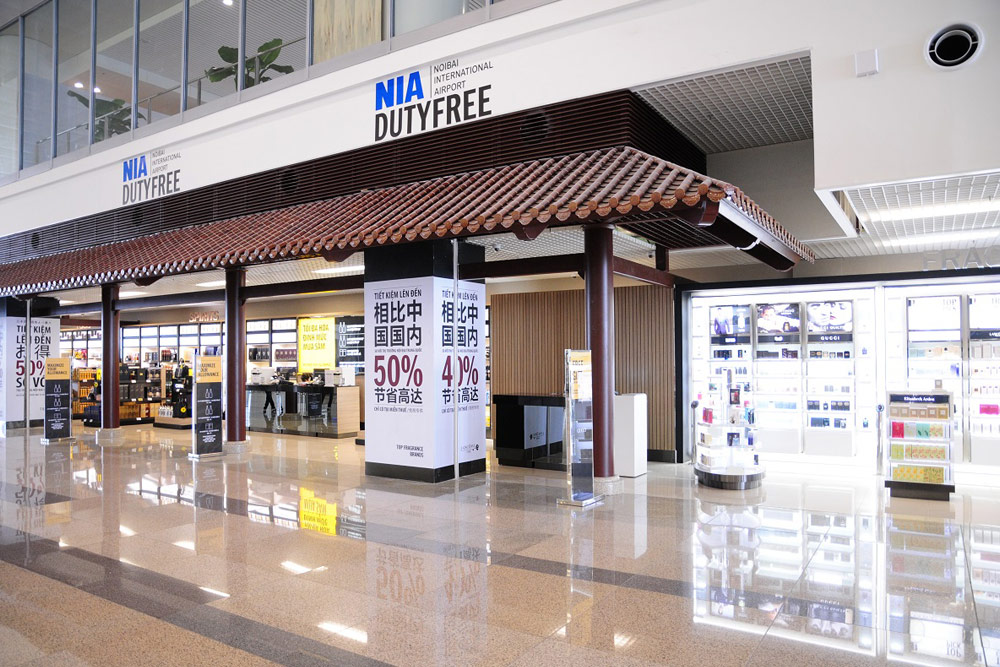 SG9 Day 07 airport