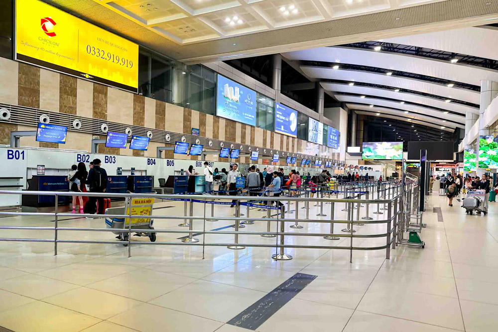 SG9 Day 01 airport