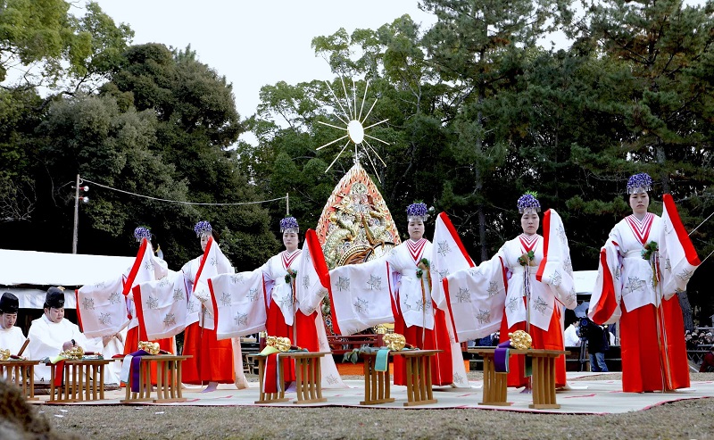 Lễ hội On - matsuri cầu nguyện cho mùa màng bội thu