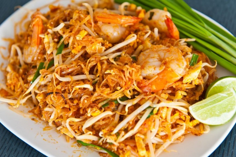 Thưởng thức ẩm thực Thái Lan ở Bangkok với món ngon nổi tiếng Pad Thái