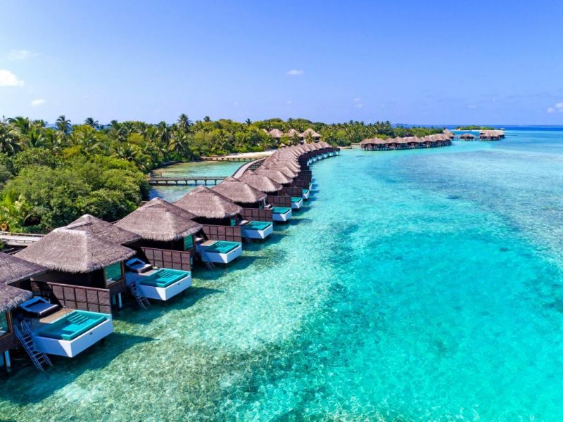 Ở Maldives, phần lớn là các resort sang chảnh của ngừoi nước ngoài vào xây