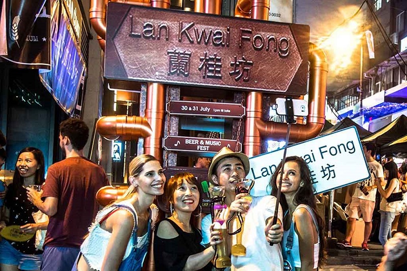 Lan Kwai Fong - tụ điểm vui chơi giải trí số 1 về đêm ở Hong Kong