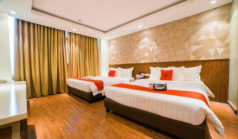 Không gian phòng ngủ tại khách sạn RedDoorz Premium @ South Triangle Quezon City 