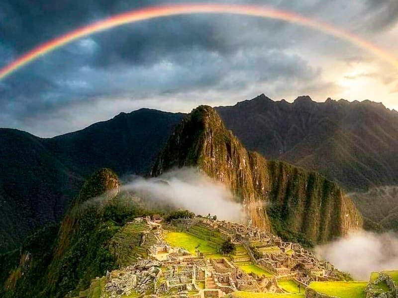 Buổi chiều ở Machu Picchu thời tiết chiều lòng người vô cùng 