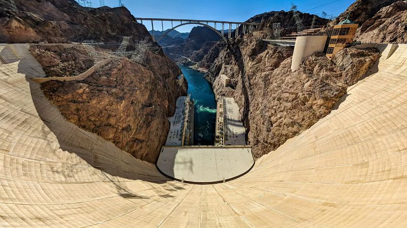 Cảnh sắc hùng vĩ và hoành tráng tại con đập Hoover Dam