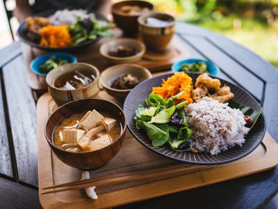 Khám phá ẩm thực Nhật Bản qua các món ăn đặc trưng của từng vùng, tại sao không?