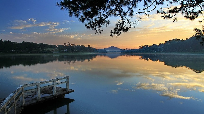Hồ Xuân Hương mang lại vẻ đẹp quyến rũ