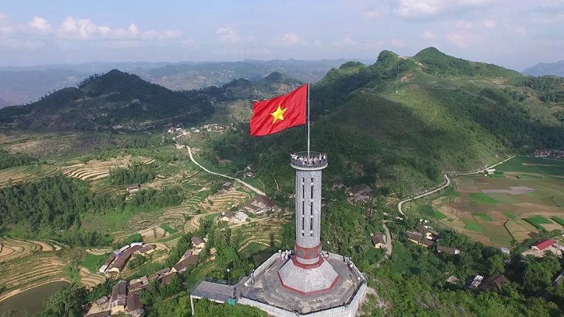 Cột cờ Lũng Cú - một điểm nhỏ trên đoạn đường biên giới Việt Nam - Trung Quốc