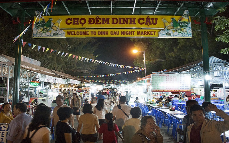 Chợ đêm Dinh Cậu, Phú Quốc