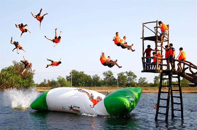 Water Blob Jump - ấn tượng