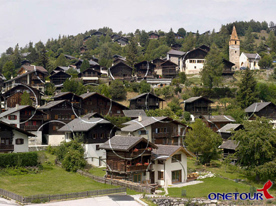 Lạc vào ngôi làng “ảo ảnh quang học” ở Thụy Sỹ