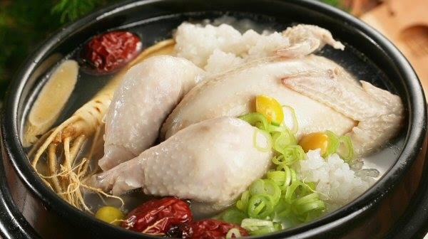 Samgyetang – Gà tần sâm